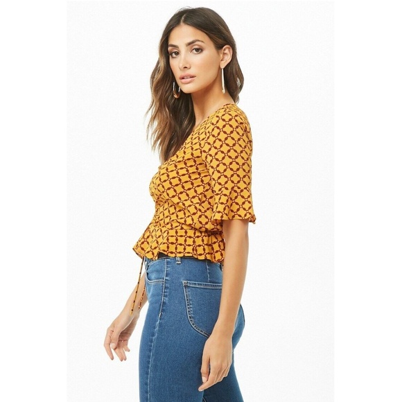 Forever 21 Geometric Print Cinch-Front Blouse with Flowy Sleeves Mustard Yellow - Picture 2 of 10